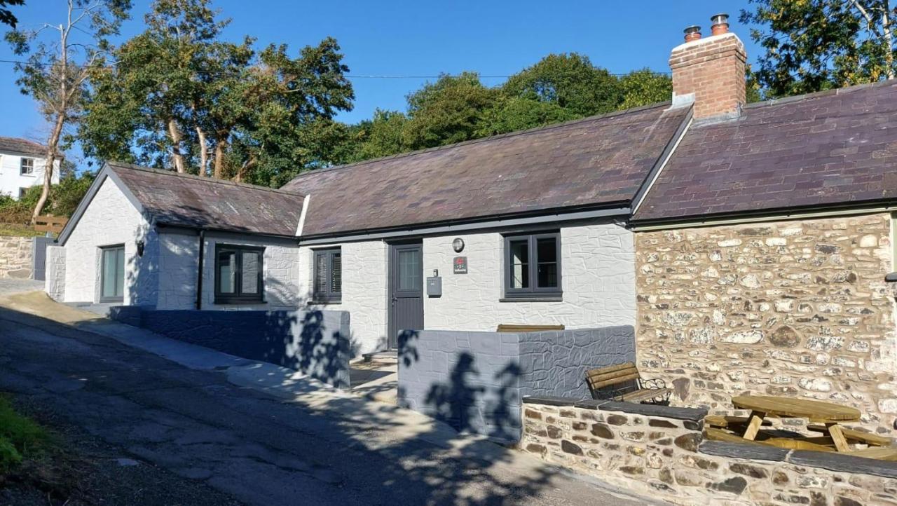 No 1 Dolheulog Aberaeron Sa46 0Ep Villa Exterior photo